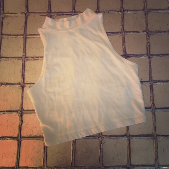 Abercrombie & Fitch Gwyneth Tank in White