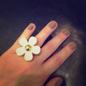 Marc by Marc Jacobs Daisy Cocktail Ring