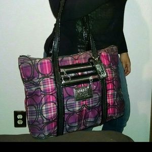 Additional pink poppy coach purse pics!