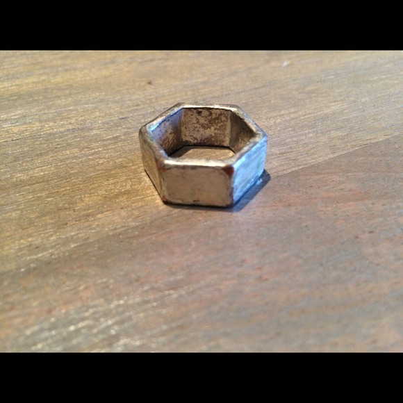 Metal ring - Picture 3 of 3