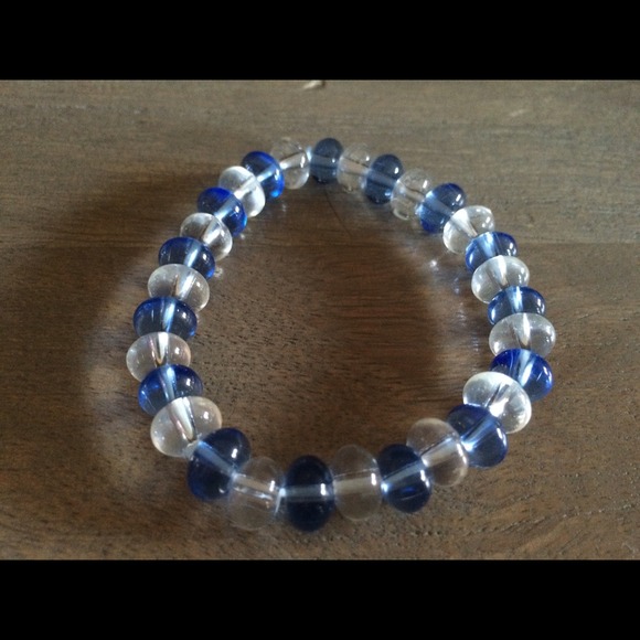 Stretch bead bracelet brand new never worn