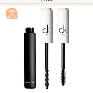Calvin Klein one twisting mascara BLACK