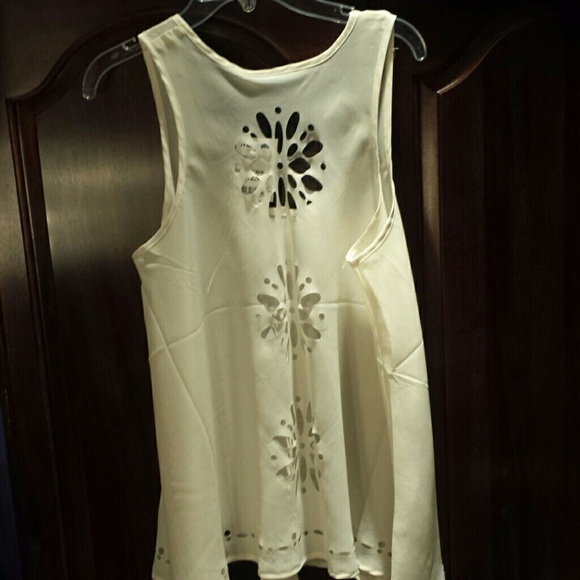 Tank top - Picture 2 of 3