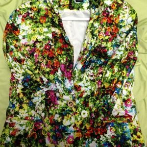 Classy floral blazer