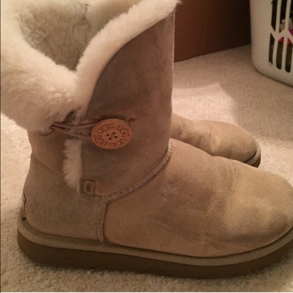 💯UGG Boots - Picture 2 of 4