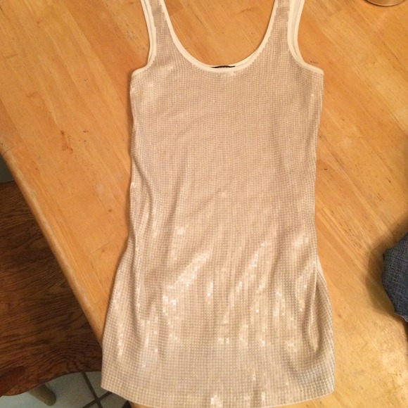 Express sequin top