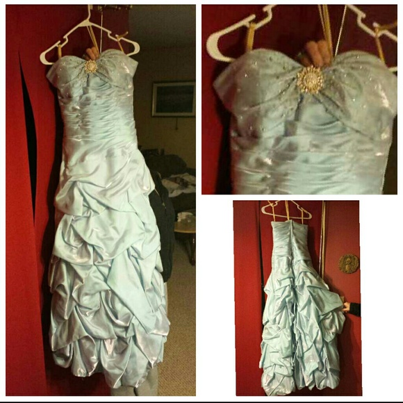 Dresses & Skirts - Prom dresses