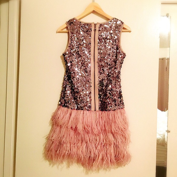 Glamorous party dress! (Short, Size 0-2) - Picture 2 of 4