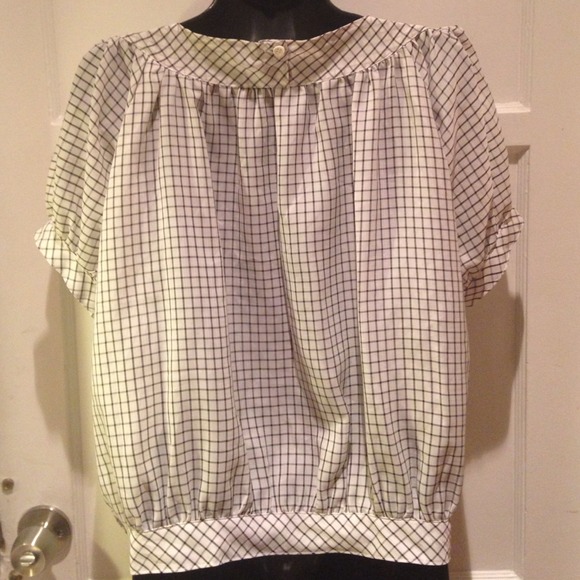 Checkered top - Picture 3 of 3