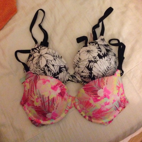 Pink by Victoria's Secret 34C push up bra