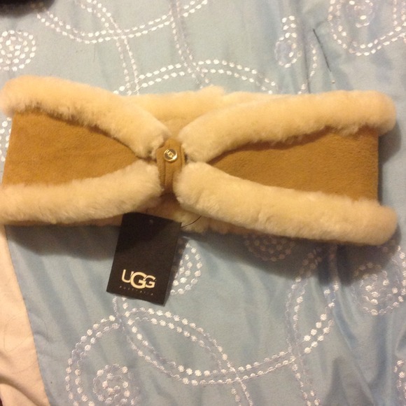 Chestnut ugg headband