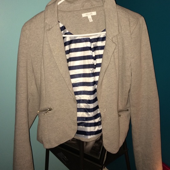 Delia's Stylish Crop Blazer