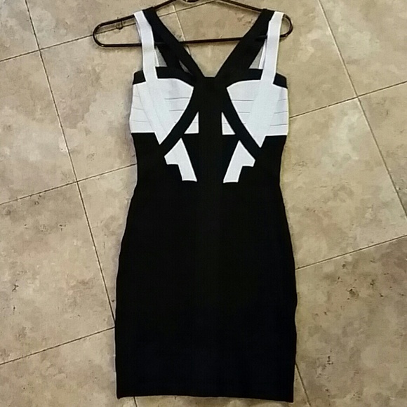 Bebe bodycon dress
