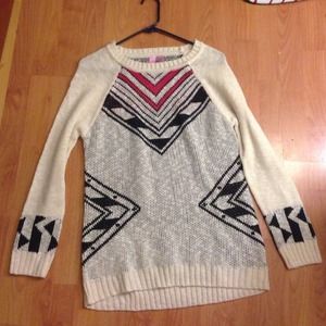 Tribal knitted sweater