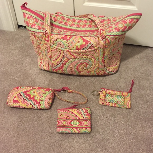 ✂️REDUCED Vera Bradley  - Capri Melon