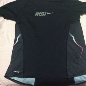 Short sleeve nike track shirt