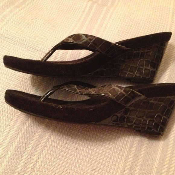 Black wedge sandals