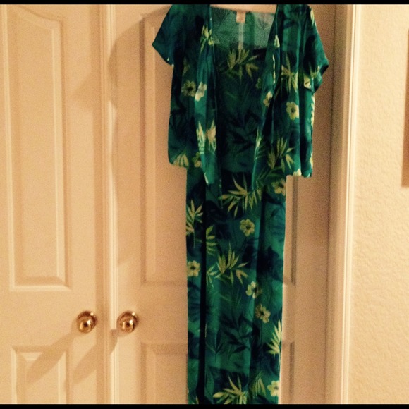 2- Piece Hawaiian Print Dress & Short Slv Shawl