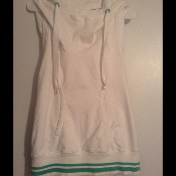 Hold bundle for @taryn_dean