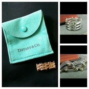 **PENDING** Authentic Tiffany & Co. Gate Link Ring