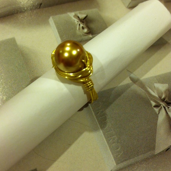 New Gold pearl Pinky ring with gift box
