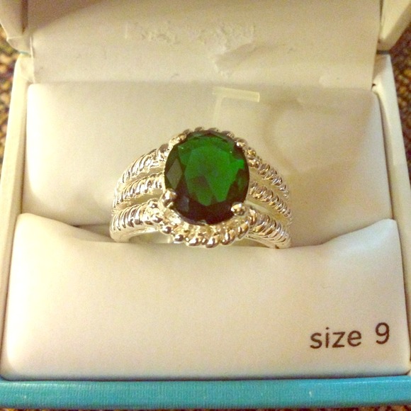 Pure Silver With Emerald Ring