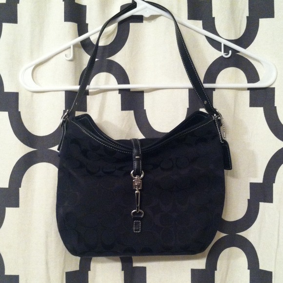 SOLD!!🎉 Brand new black Coach purse