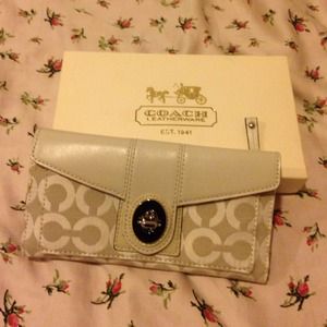 🚫SOLD🚫Authentic Coach Wallet