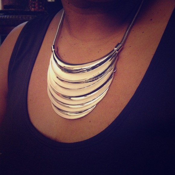 Gorgeous Vintage Necklace