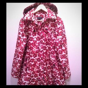 SALE💕Lands End Floral Costal Rain Coat