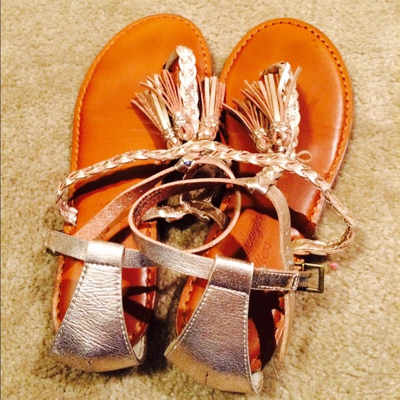 American Eagle Shoes