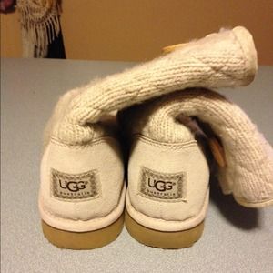 Women's Uggs size 10