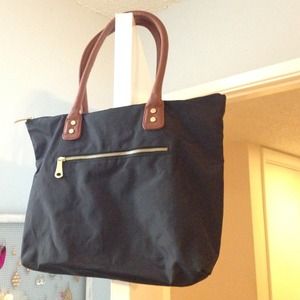 Shoulder bag