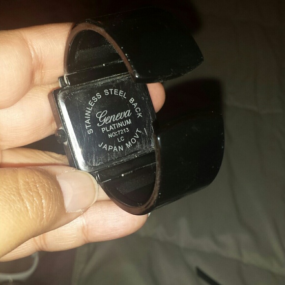 Fun black Geneva watch with glitter numbers! - Picture 2 of 3