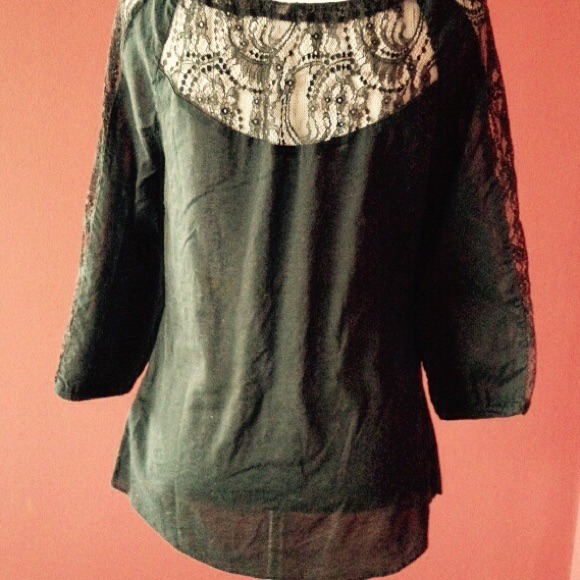 Top - Picture 2 of 4