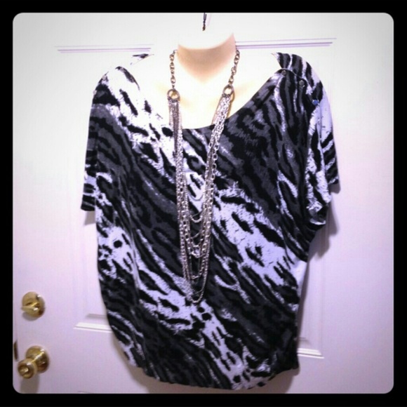 BUNDLE FOR @CONLANCARLEY - Picture 2 of 4