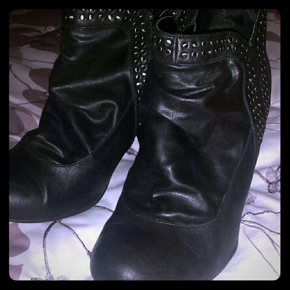 Sexy Fergilicious booties!