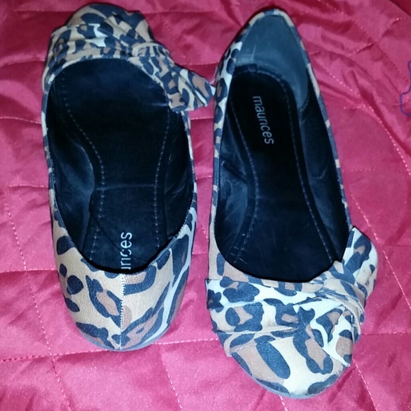 Flats - Picture 1 of 3
