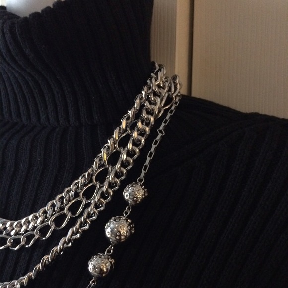 🎯SOLD❗️DKNY Black turtleneck sweater - Picture 2 of 4