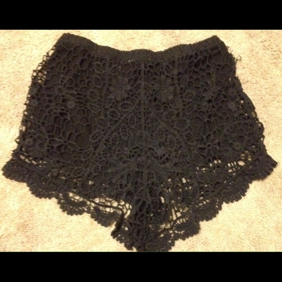 Lush brand crochet shorts bought from brandy - Picture 2 of 2