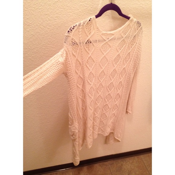 Cream Brandy sweater - Picture 3 of 4