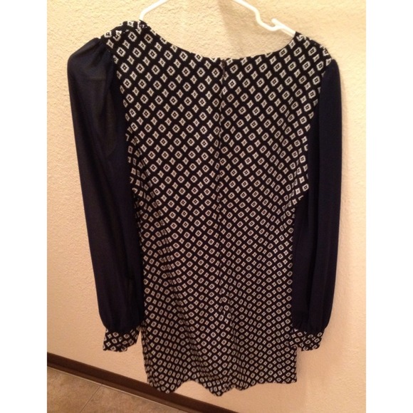 Navy and white Lulu's dress - Picture 2 of 3