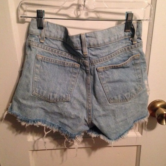 High waisted Brandy Melville shorts - Picture 2 of 3