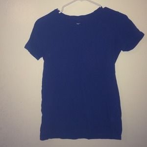Plain dark blue tee shirt