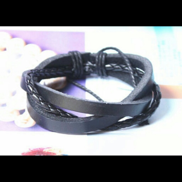 Leather bracelet