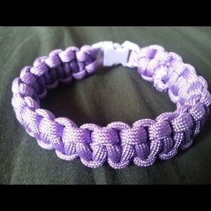 Purple paracord bracelet