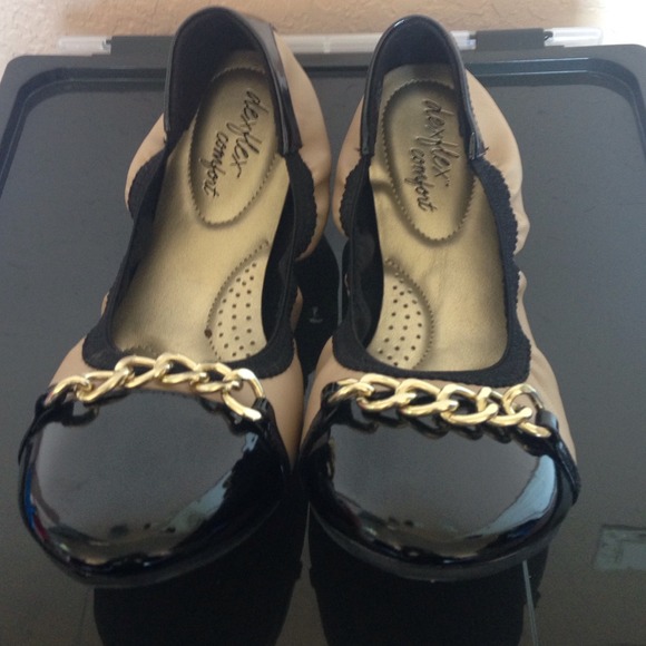 Brand new Alexflex flats