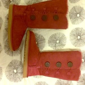 Tall Bailey Button Uggs! 100% authentic!