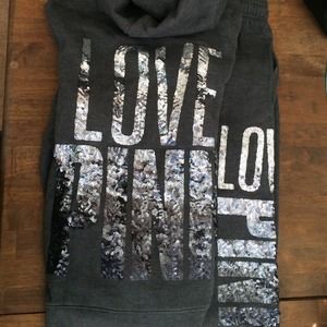 🎁Vs PINK sweatshirt and pants