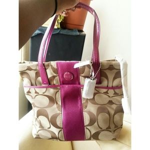 Coach Bag Passion Berry